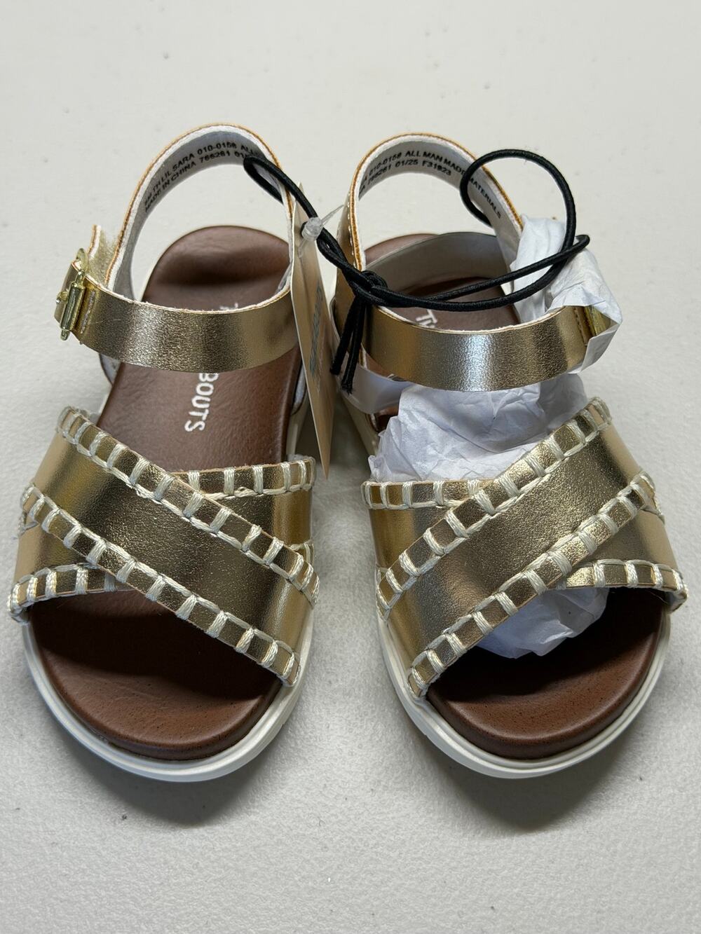 MEW! Thereabouts Lil Sara 7M Gold White Shoes For Girls